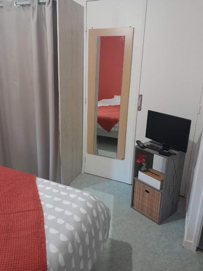 Chambre D'Hote Le Pin La Tour-du-Pin Kültér fotó