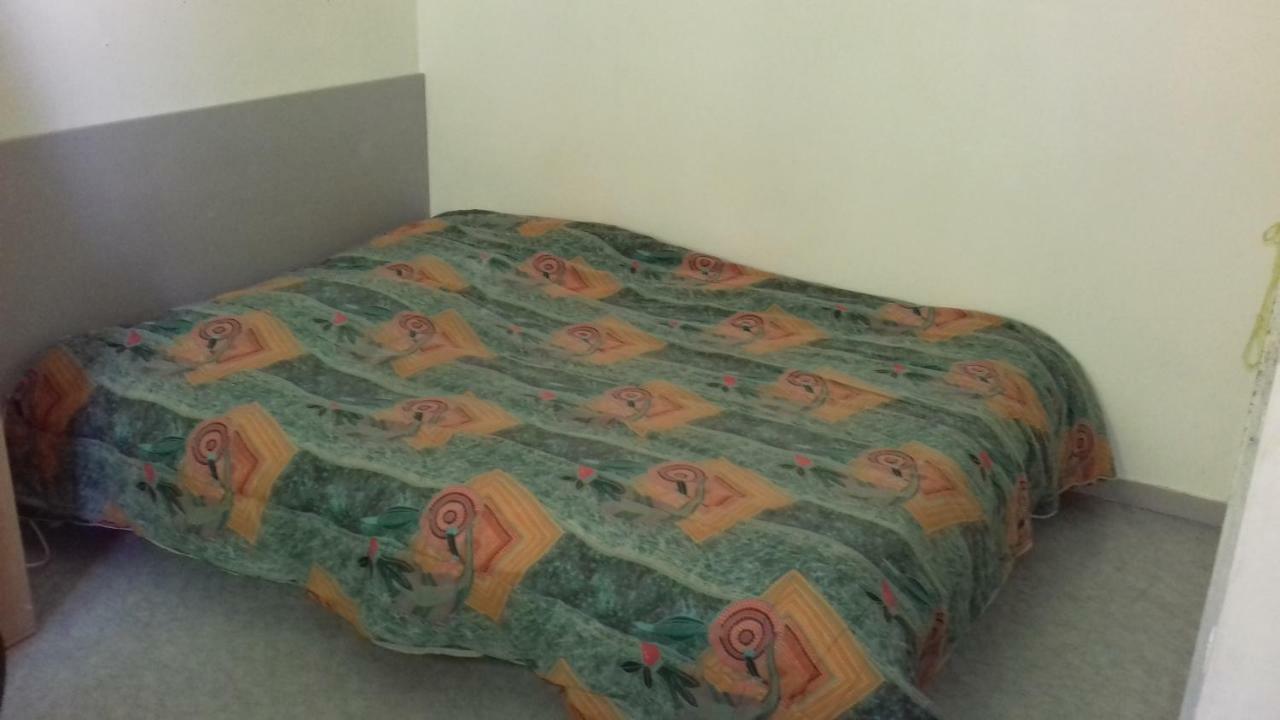 Chambre D'Hote Le Pin La Tour-du-Pin Kültér fotó